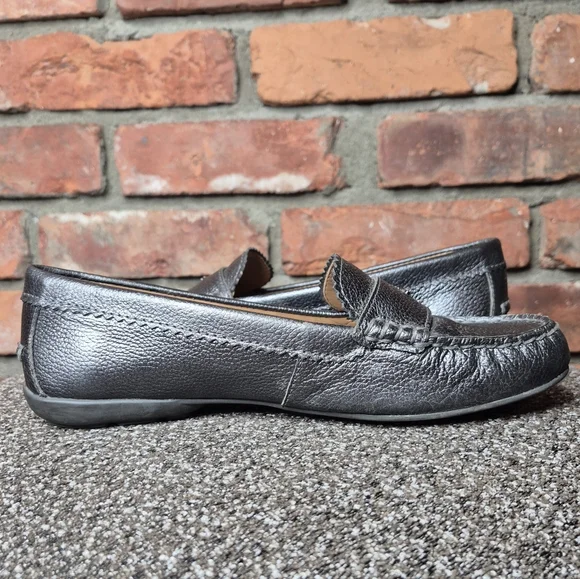 Coach Odette Metallic Pebbled Leather Loafers Size 7.5B Gunmetal Driving Shoes - Picture 4 of 11